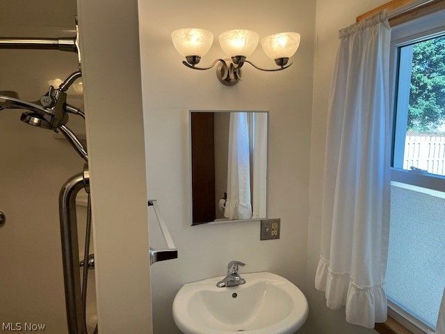 313 Schneider Street, North Canton, OH 44720