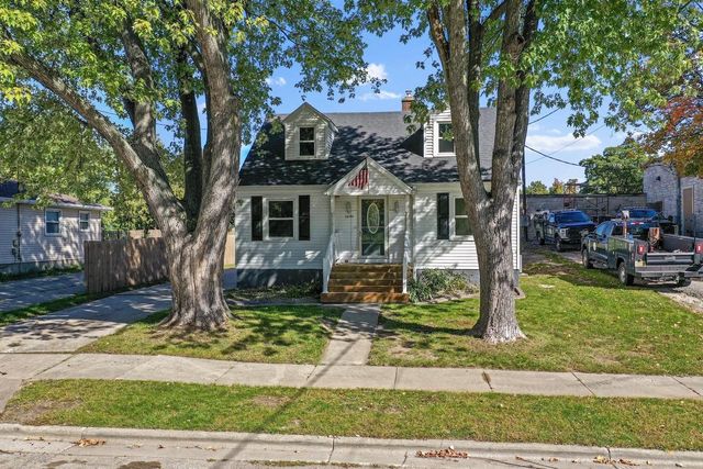 1449 CASS STREET, Green Bay, WI 54301