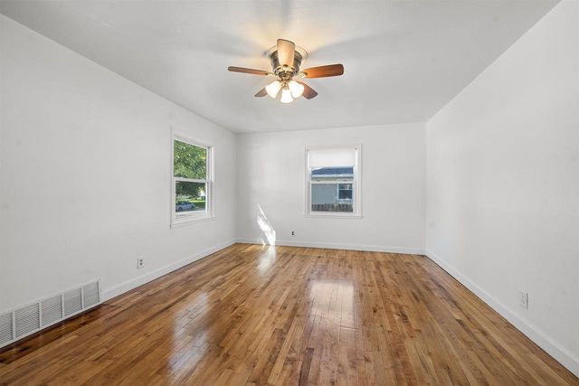 1449 CASS STREET, Green Bay, WI 54301