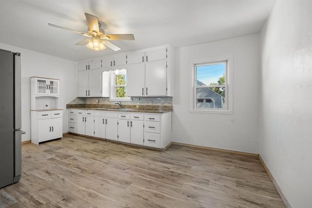 1449 CASS STREET, Green Bay, WI 54301
