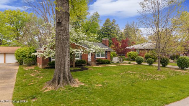 25 Hallsdale Dr, Louisville, KY 40220
