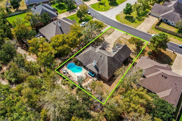 2051 Ravenstone Loop, College Station, TX 77845