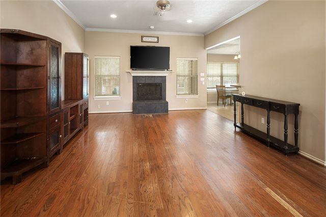 2051 Ravenstone Loop, College Station, TX 77845