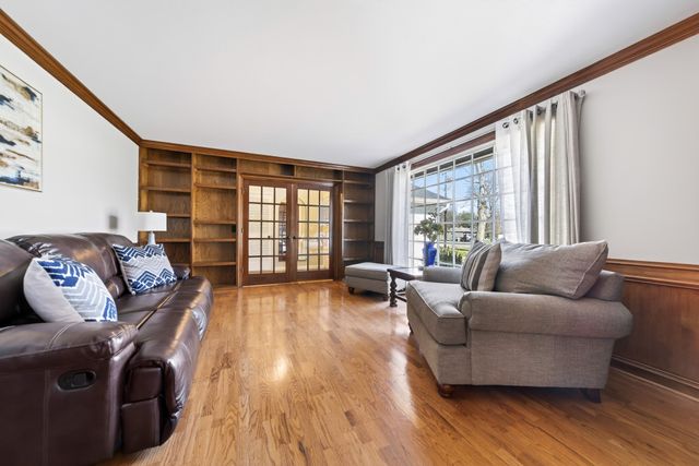 116 Lake Vista Dr, Hendersonville, TN 37075