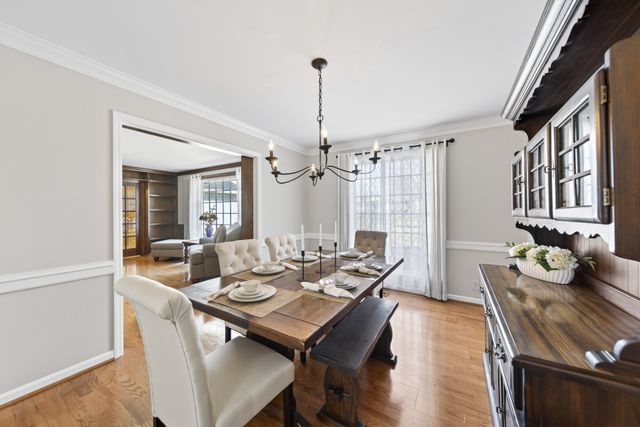 116 Lake Vista Dr, Hendersonville, TN 37075