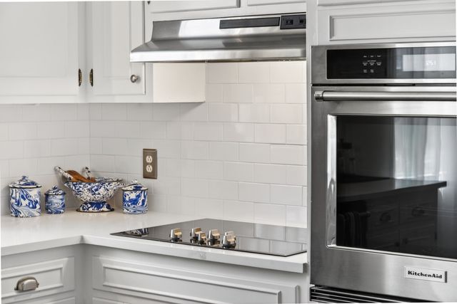 116 Lake Vista Dr, Hendersonville, TN 37075