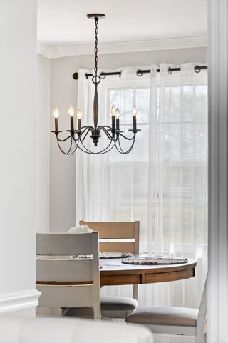 116 Lake Vista Dr, Hendersonville, TN 37075