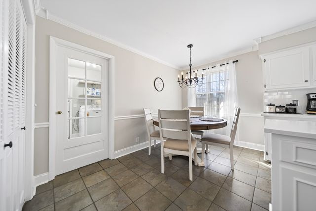 116 Lake Vista Dr, Hendersonville, TN 37075