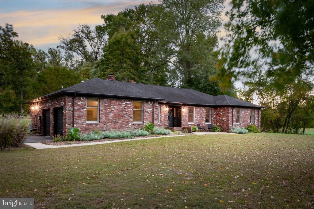 5915 RIVER RD, Bryans Road, MD 20616