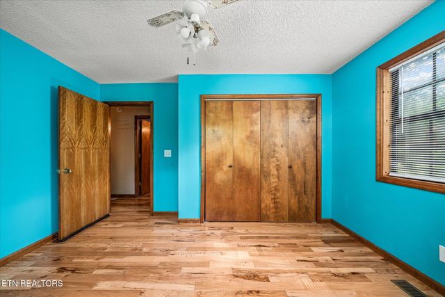 5008 Pawnee Rd, Crossville, TN 38572
