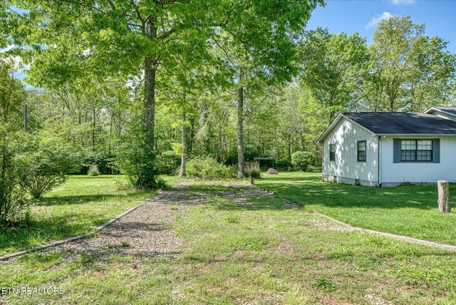 5008 Pawnee Rd, Crossville, TN 38572
