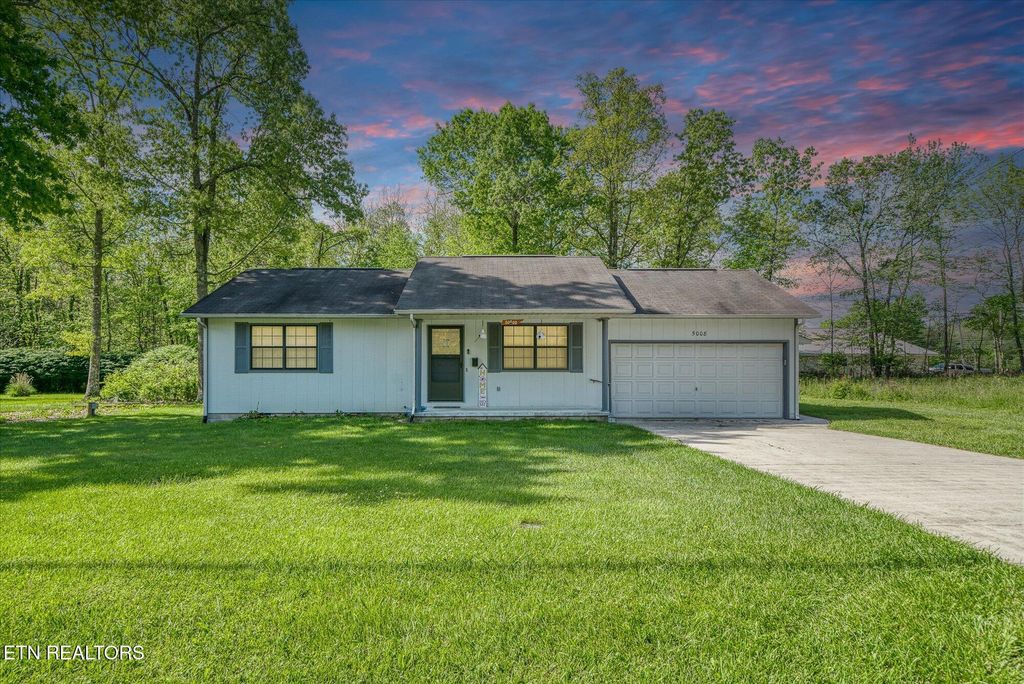 5008 Pawnee Rd, Crossville, TN 38572