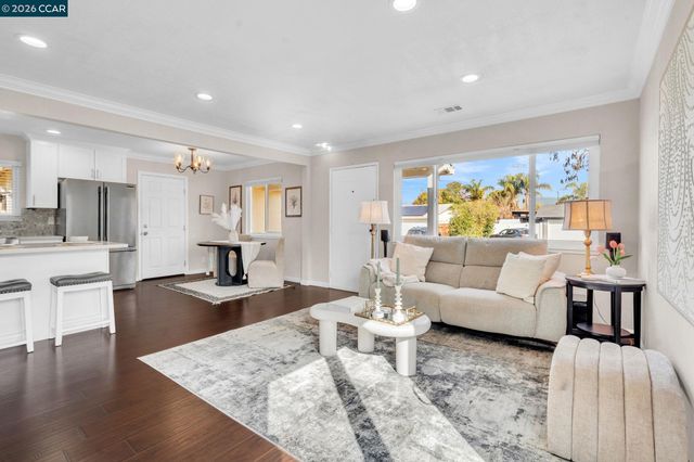 5092 Black Oak Rd, Concord, CA 94521