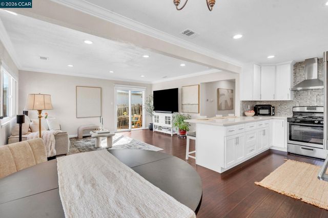 5092 Black Oak Rd, Concord, CA 94521