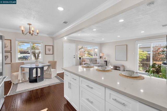 5092 Black Oak Rd, Concord, CA 94521