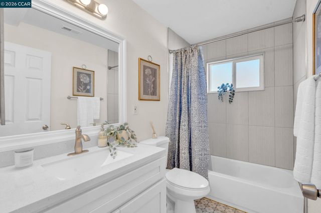 5092 Black Oak Rd, Concord, CA 94521