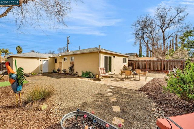 5092 Black Oak Rd, Concord, CA 94521