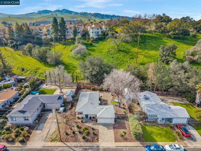 5092 Black Oak Rd, Concord, CA 94521