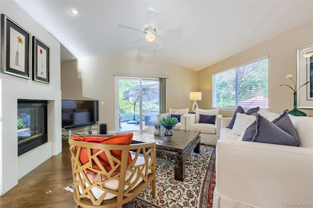 9435 High Cliffe Street, Littleton, CO 80129