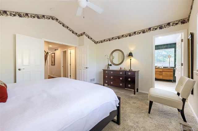 9435 High Cliffe Street, Littleton, CO 80129