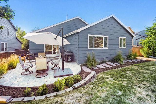 9435 High Cliffe Street, Littleton, CO 80129