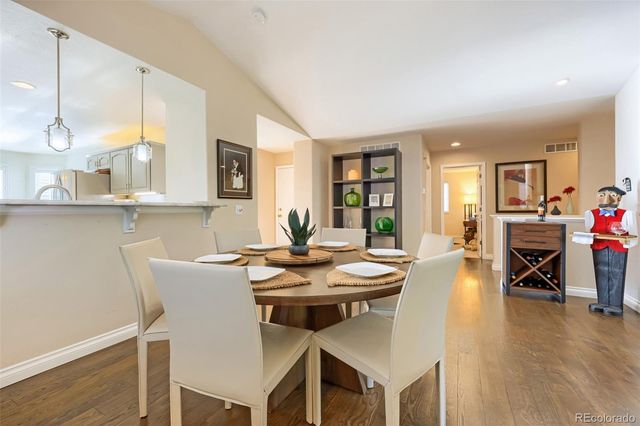 9435 High Cliffe Street, Littleton, CO 80129