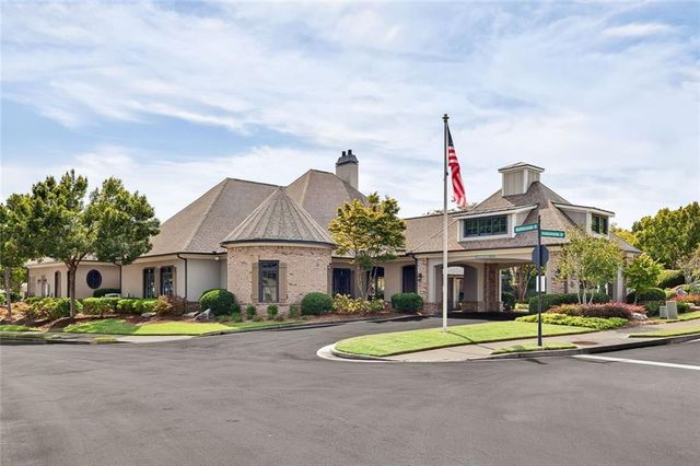 6129 Brookhaven Circle, Johns Creek, GA 30097