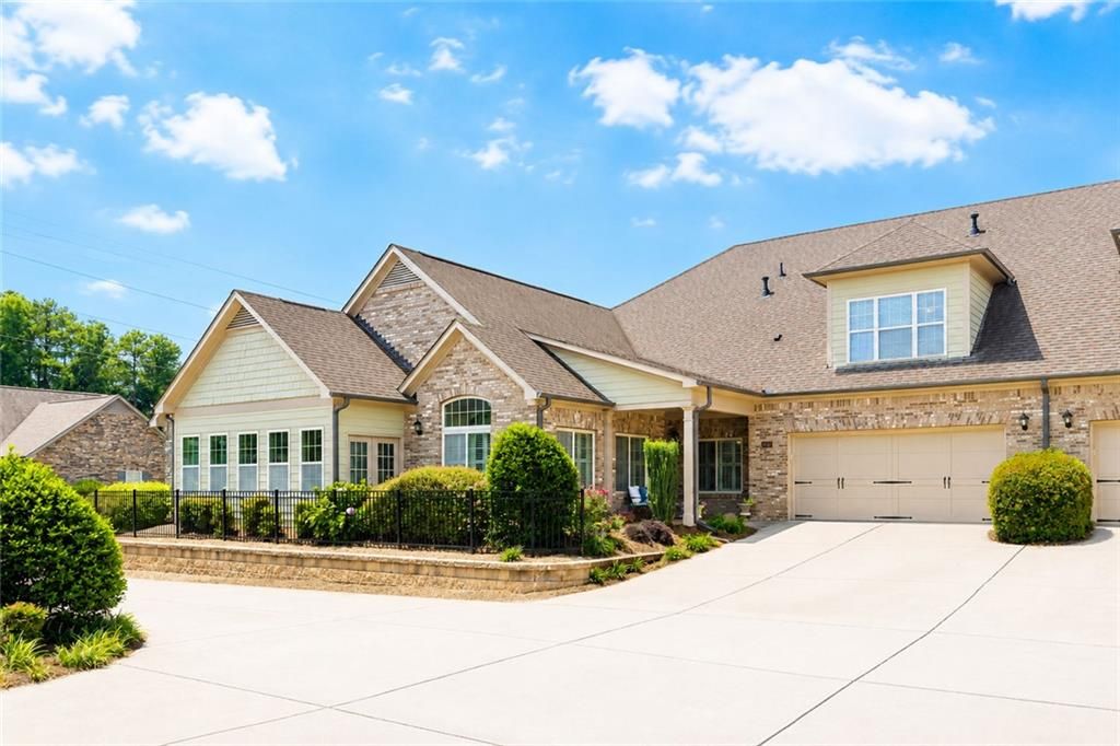 6129 Brookhaven Circle, Johns Creek, GA 30097