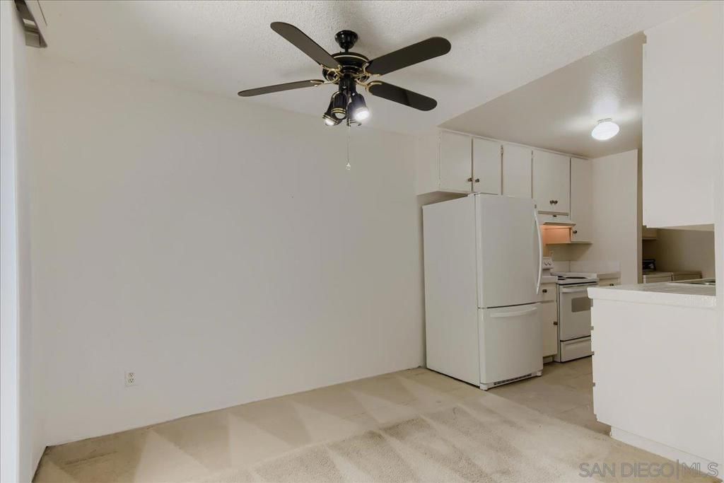 Image 10 of property listing at 7876 Camino Huerta, San Diego, CA 92122