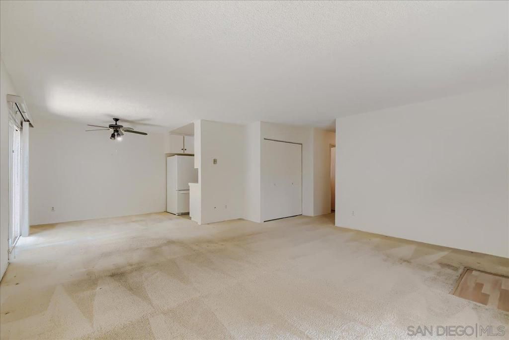 Image 7 of property listing at 7876 Camino Huerta, San Diego, CA 92122