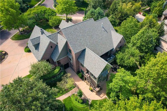 10816 W 140th Street, Overland Park, KS 66221