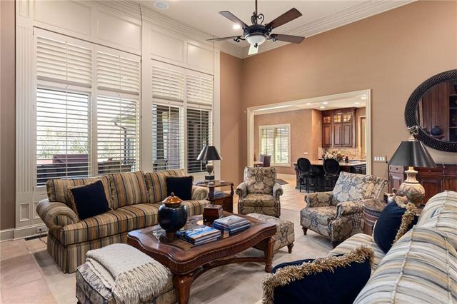 10816 W 140th Street, Overland Park, KS 66221