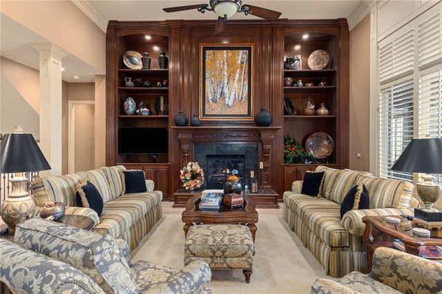 10816 W 140th Street, Overland Park, KS 66221