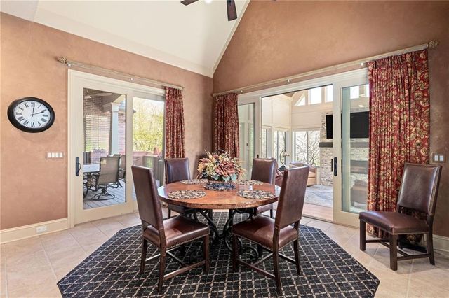 10816 W 140th Street, Overland Park, KS 66221