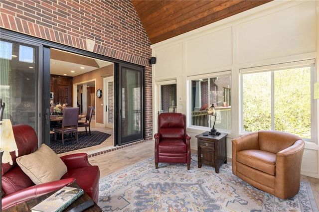 10816 W 140th Street, Overland Park, KS 66221