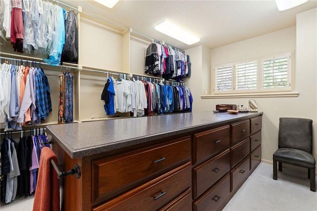 10816 W 140th Street, Overland Park, KS 66221