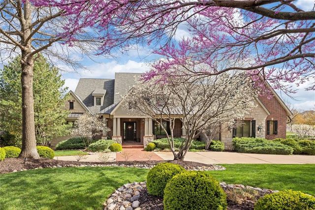 10816 W 140th Street, Overland Park, KS 66221