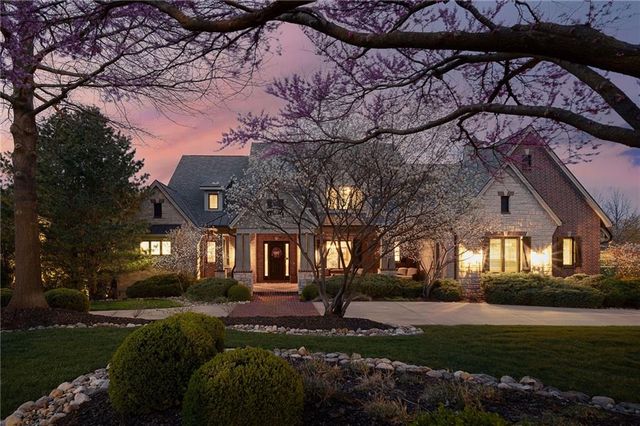 10816 W 140th Street, Overland Park, KS 66221