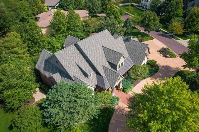10816 W 140th Street, Overland Park, KS 66221