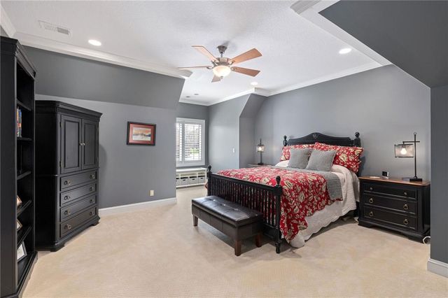 10816 W 140th Street, Overland Park, KS 66221