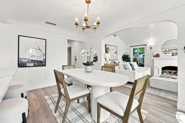 3031 9th Avenue, Los Angeles, CA 90018