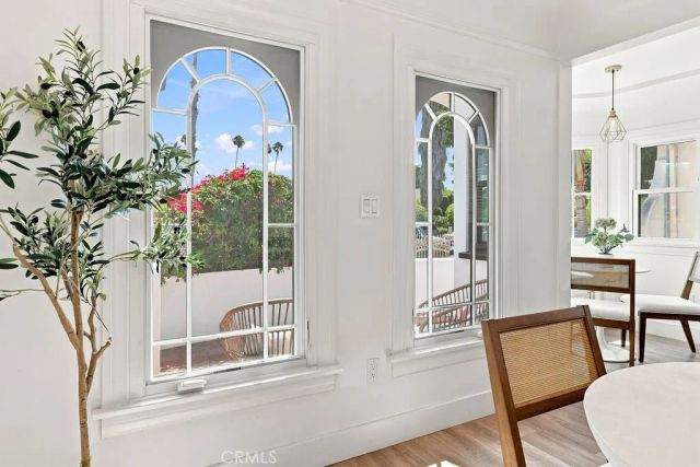 3031 9th Avenue, Los Angeles, CA 90018