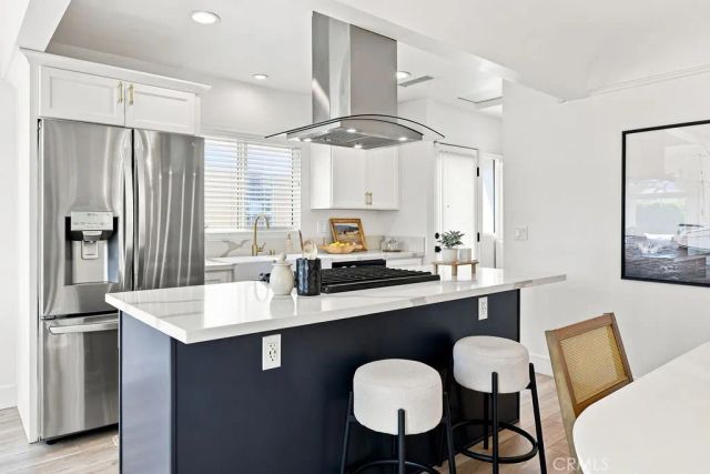 3031 9th Avenue, Los Angeles, CA 90018