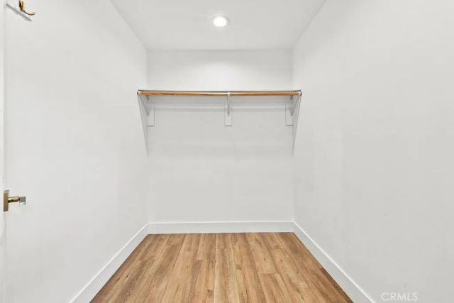 3031 9th Avenue, Los Angeles, CA 90018
