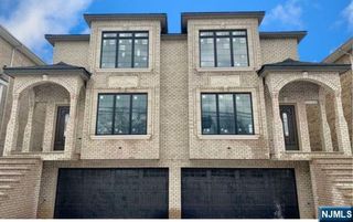 417B 3rd Street 2, Palisades Park, NJ 07650