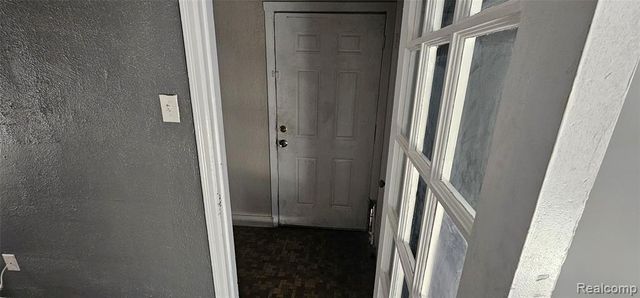 10109 Mckinney Street, Detroit, MI 48224