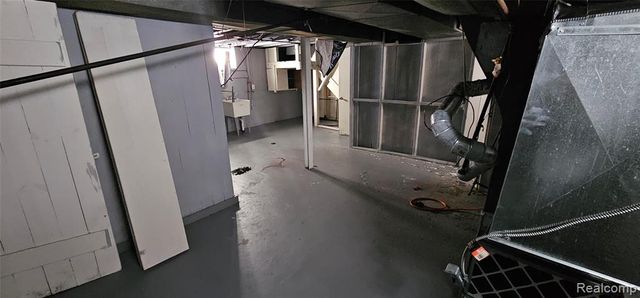 10109 Mckinney Street, Detroit, MI 48224