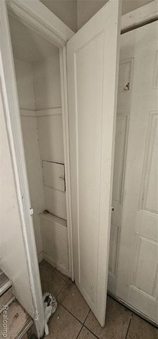 10109 Mckinney Street, Detroit, MI 48224