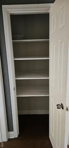 10109 Mckinney Street, Detroit, MI 48224