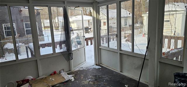 10109 Mckinney Street, Detroit, MI 48224